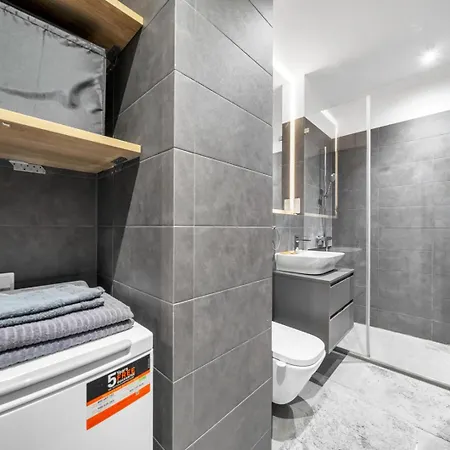 Kasprzaka 29c - Terrace, Workspace, Expo - By Rentujemy Apartment Warsaw